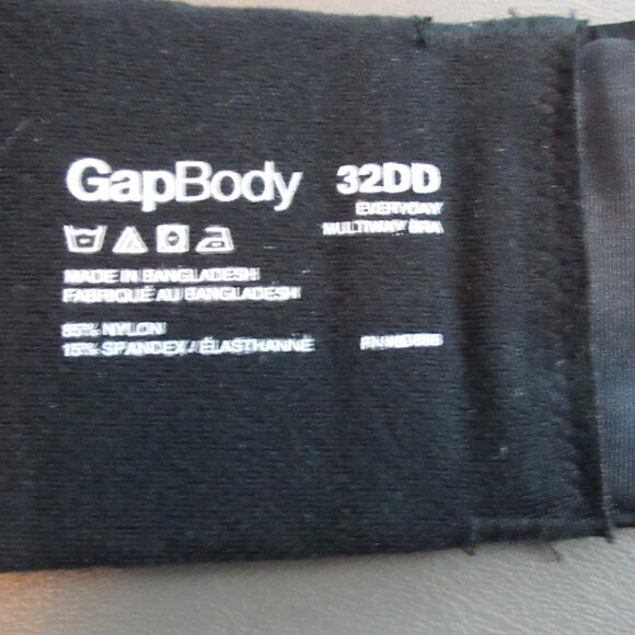 GAP GapBody Women's Everyday Essentials Multiway T-Shirt Bra, True Black, 32DD - Picture 7 of 8